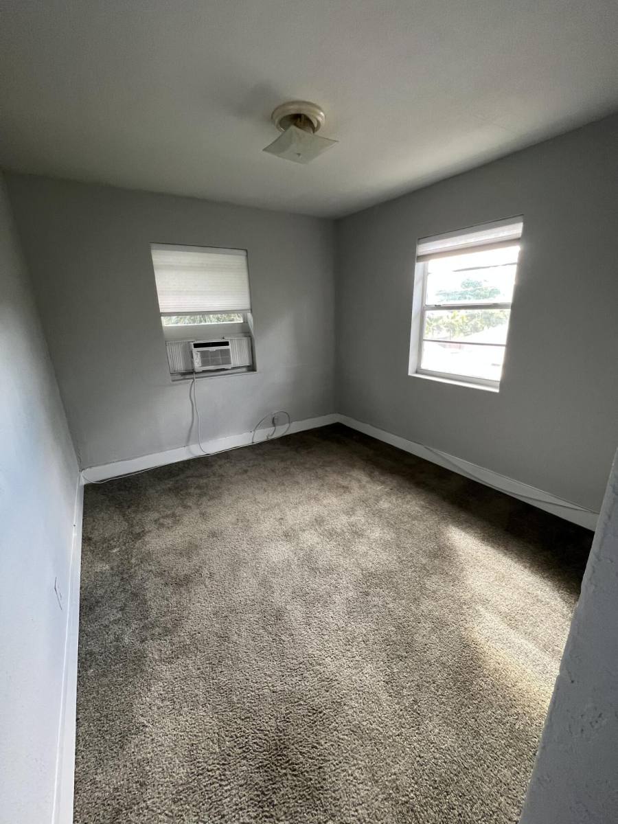 Apartment for rent at 2722 Poinsettia Ave, West Palm Beach, FL 33407