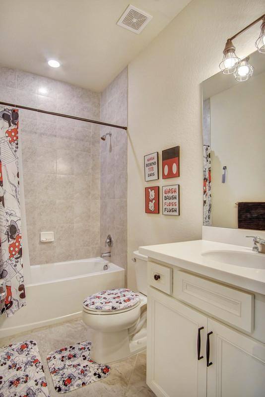 Townhouse for rent at 2374 Post St, West Palm Beach, FL 33406