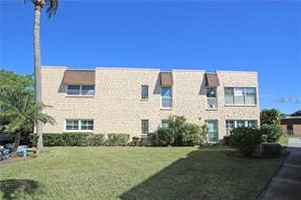 Condo for rent at 221 Cedarwood Circle #221, Seminole, FL 33777