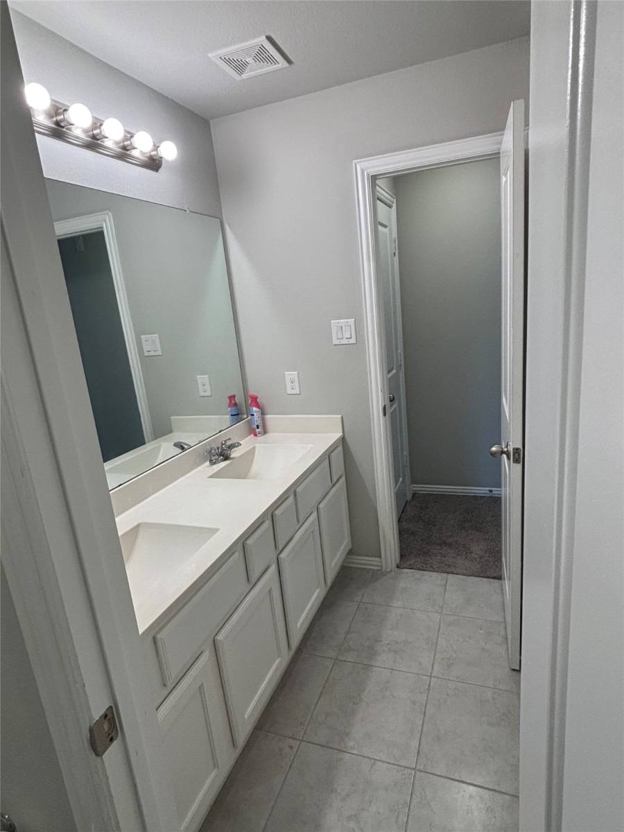 Apartment for rent at 3734 Bach St, Rosharon, TX 77583
