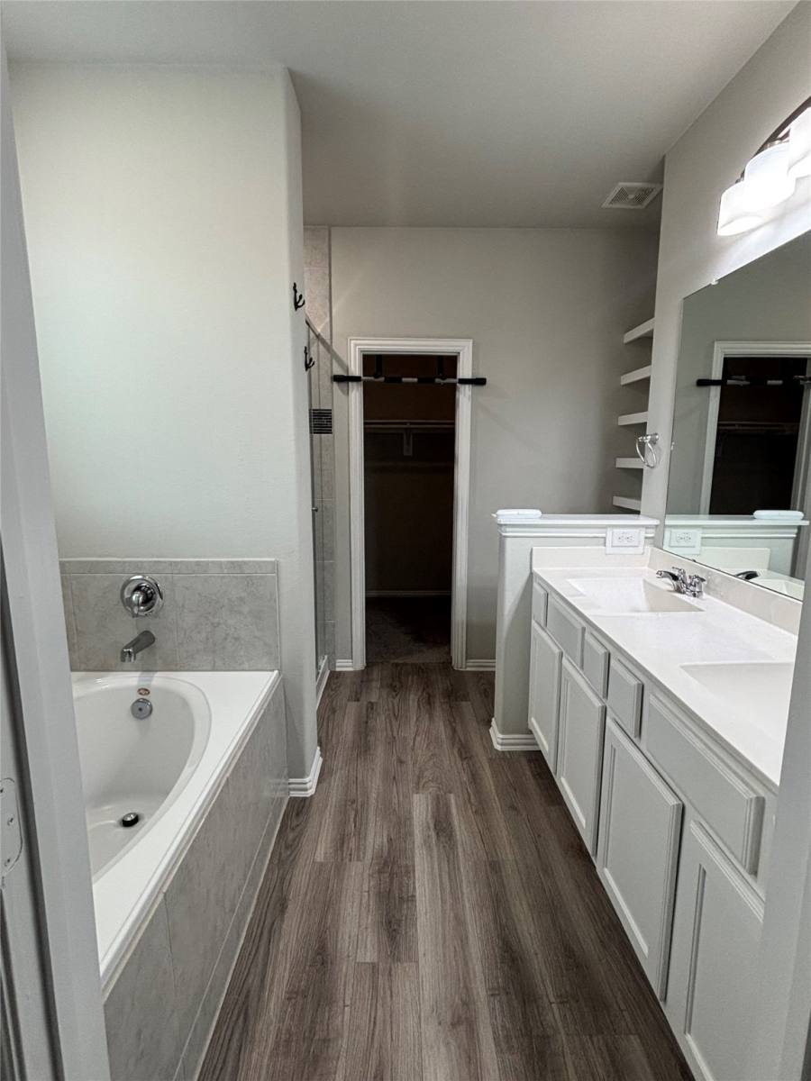 Apartment for rent at 3734 Bach St, Rosharon, TX 77583