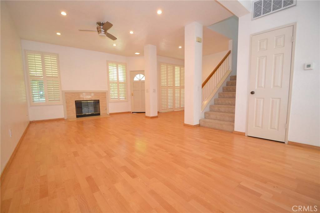 Townhouse for rent at 2615 Plaza Del Amo #636, Torrance, CA 90503