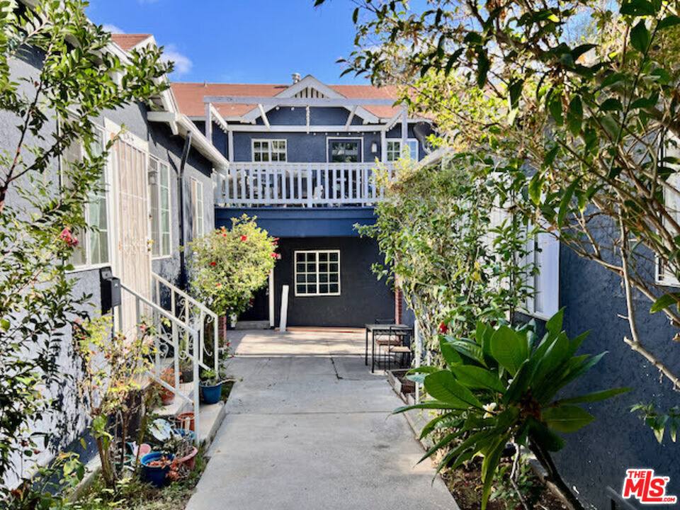 Apartment for rent at 656 1 2 N Dillon St #656, Los Angeles, CA 90026