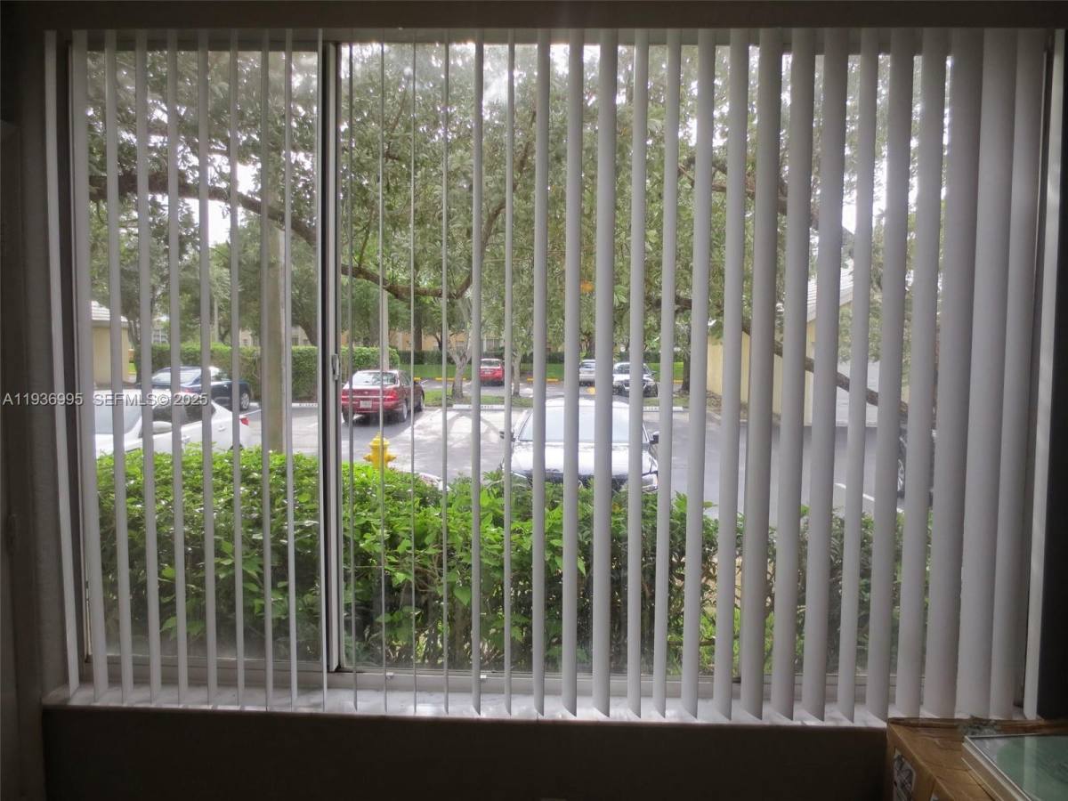 Apartment for rent at 2811 N Oakland Forest Dr #106, Fort Lauderdale, FL 33309