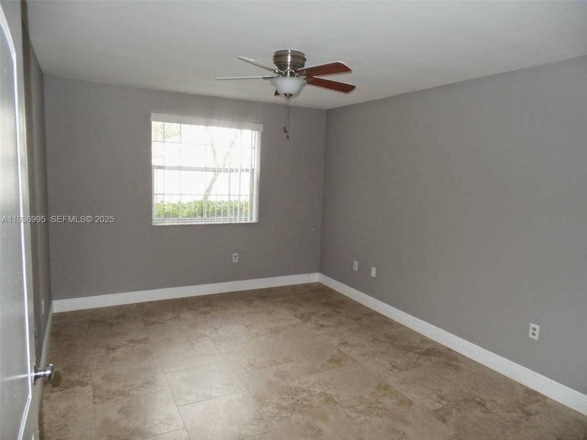 Apartment for rent at 2811 N Oakland Forest Dr #106, Fort Lauderdale, FL 33309