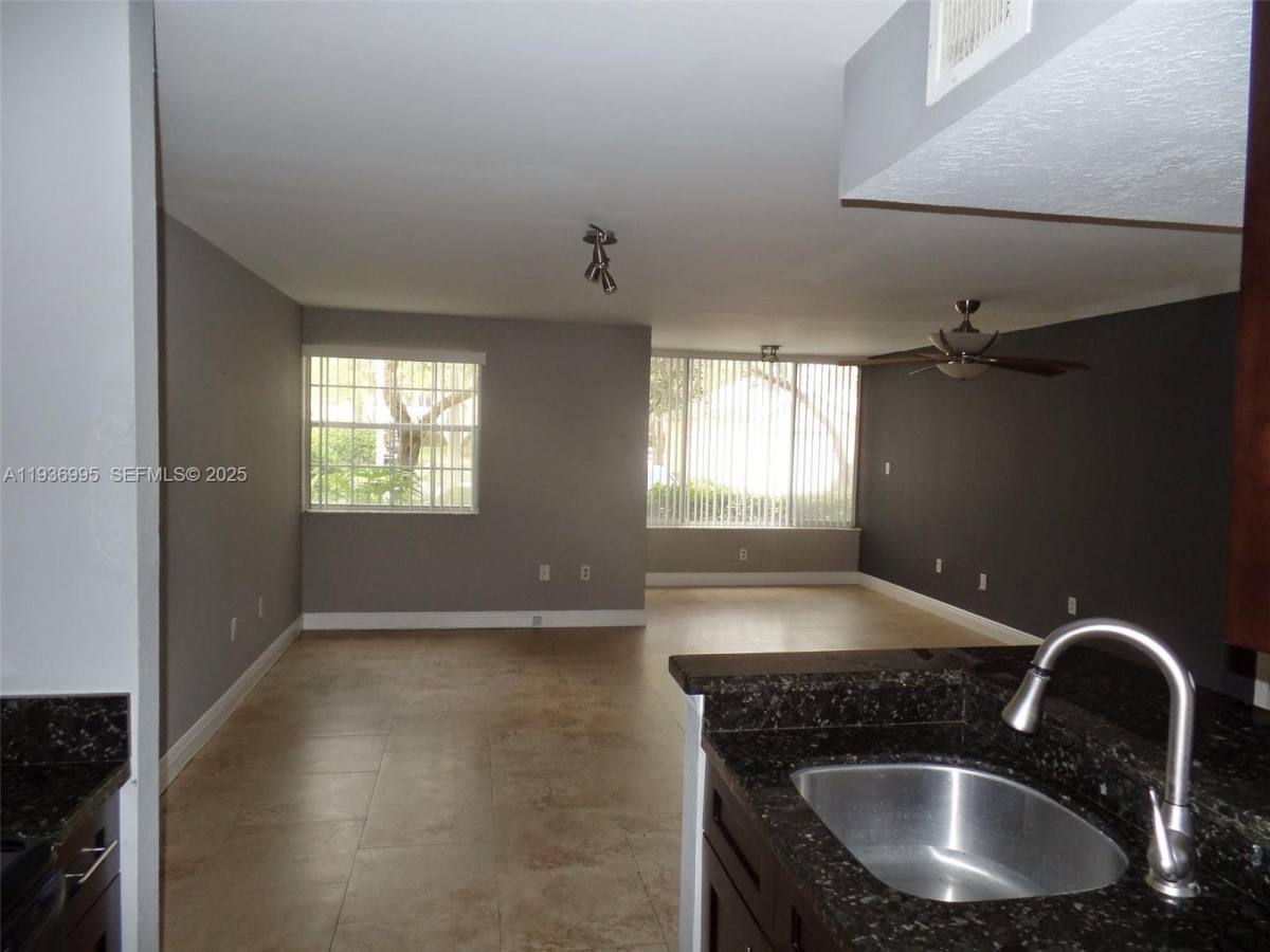 Apartment for rent at 2811 N Oakland Forest Dr #106, Fort Lauderdale, FL 33309