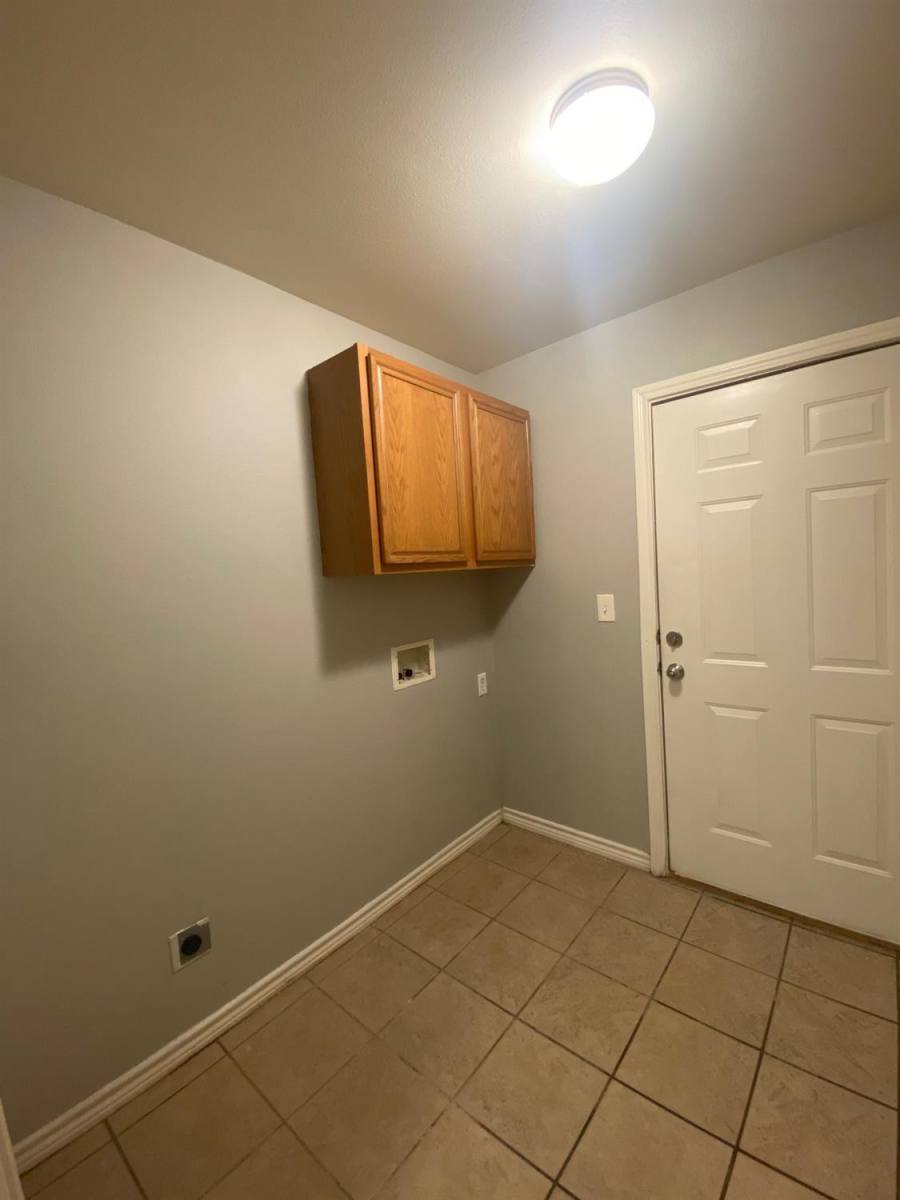 Apartment for rent at 5420 Kemper St #5420A, Lubbock, TX 79416