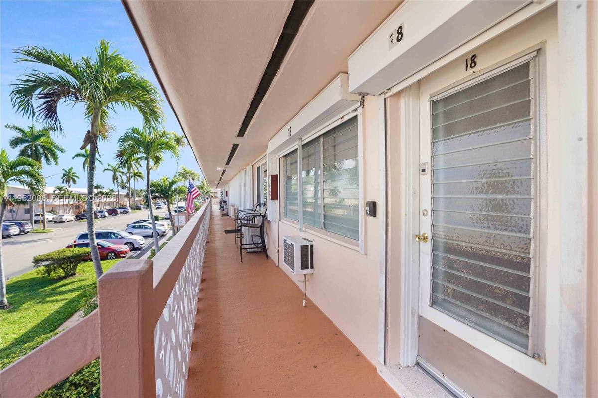 Condo for rent at 900 SW 11th Ave #90012A, Hallandale, FL 33009