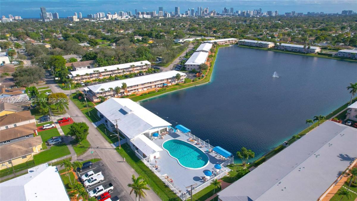 Condo for rent at 900 SW 11th Ave #90012A, Hallandale, FL 33009