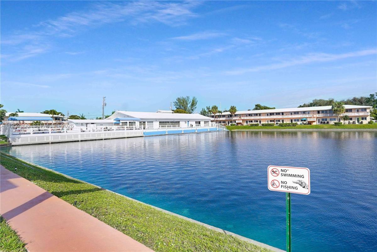 Condo for rent at 900 SW 11th Ave #90012A, Hallandale, FL 33009