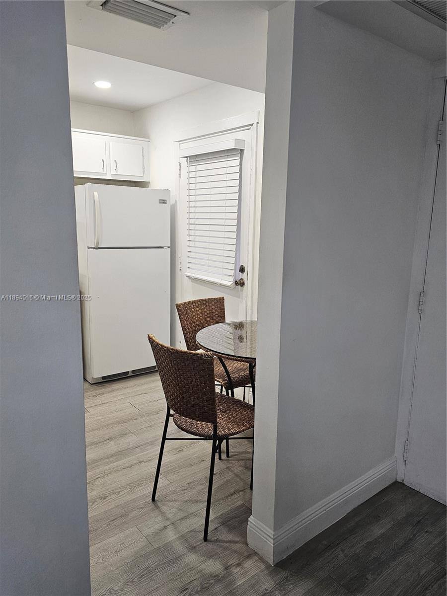 Apartment for rent at 20400 W Country Club Dr #301, Miami, FL 33180