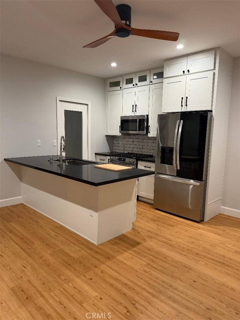 Apartment for rent at 2039 Casa Grande St, Pasadena, CA 91104