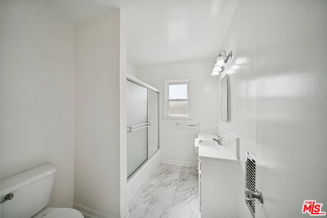 Apartment for rent at 5329 Vantage Ave #1, Valley Village, CA 91607