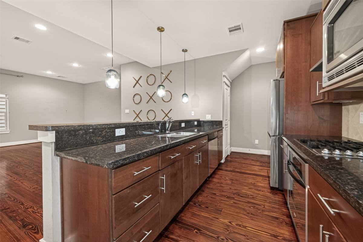 Apartment for rent at 1510 Crockett St #1510B, Houston, TX 77007
