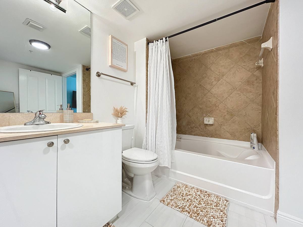 Condo for rent at 600 S Dixie Highway 600-630, West Palm Beach, FL 33401