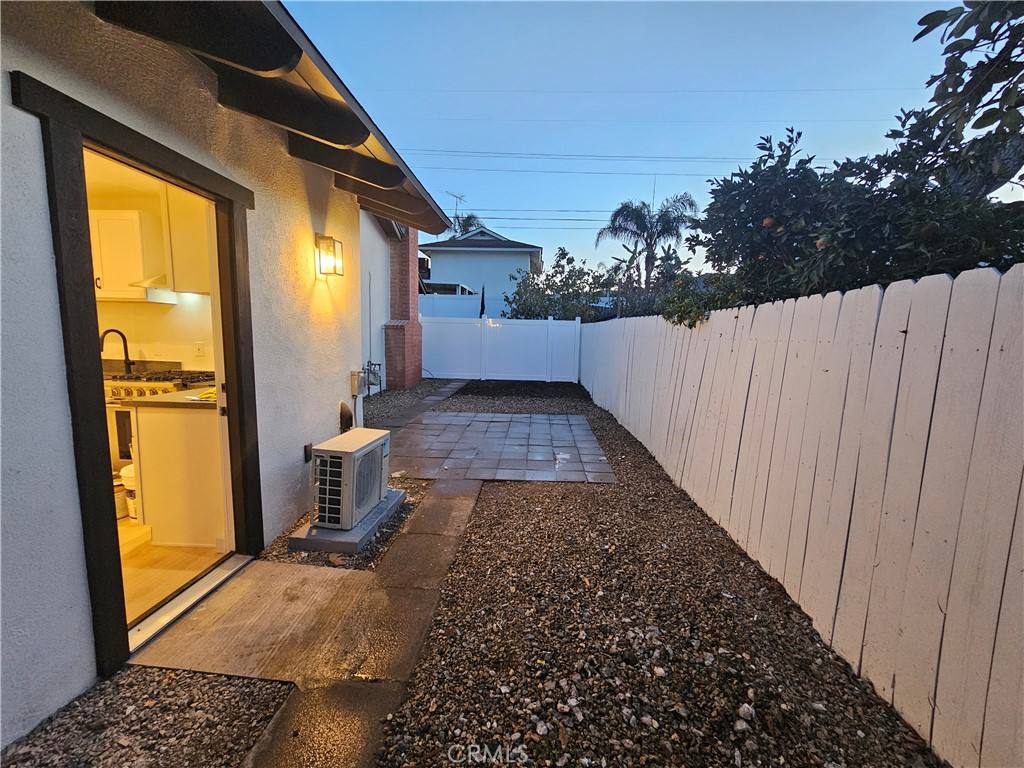 Apartment for rent at 324 E Citron St #324, Corona, CA 92879