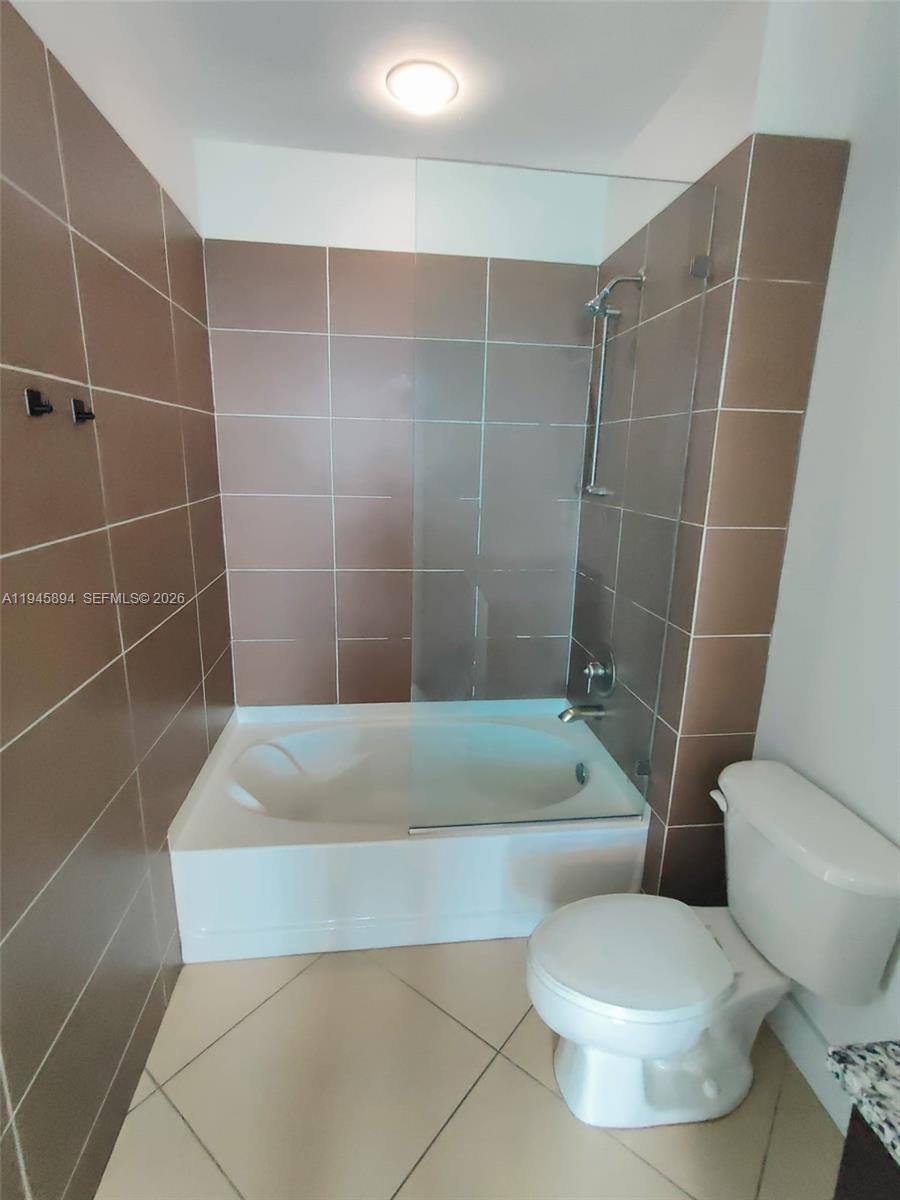 Apartment for rent at 2275 Biscayne Blvd #2275PH108, Miami, FL 33137