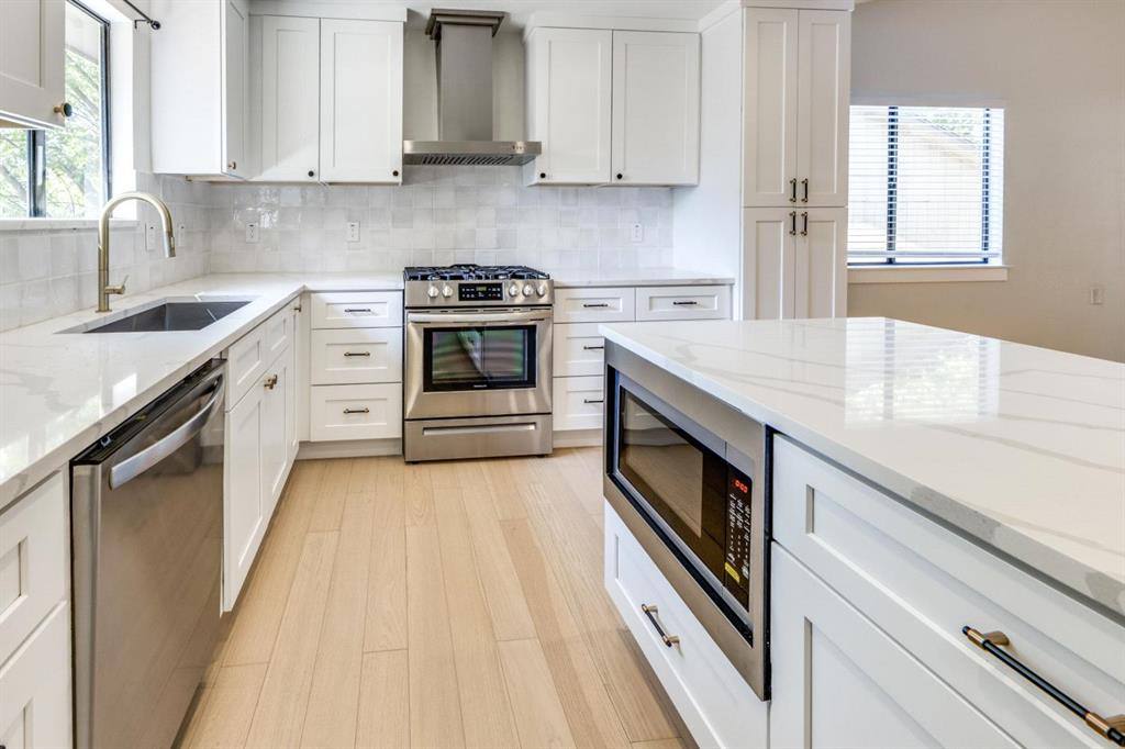Apartment for rent at 7901 Keswick Dr, Austin, TX 78745