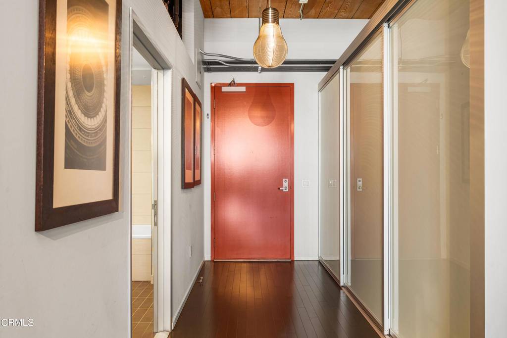 Apartment for rent at 530 S Hewitt St #427, Los Angeles, CA 90013