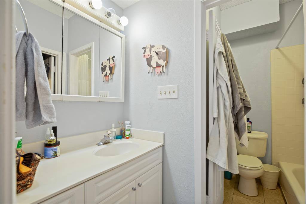 Apartment for rent at 715 W 22 1 2 St #101, Austin, TX 78705