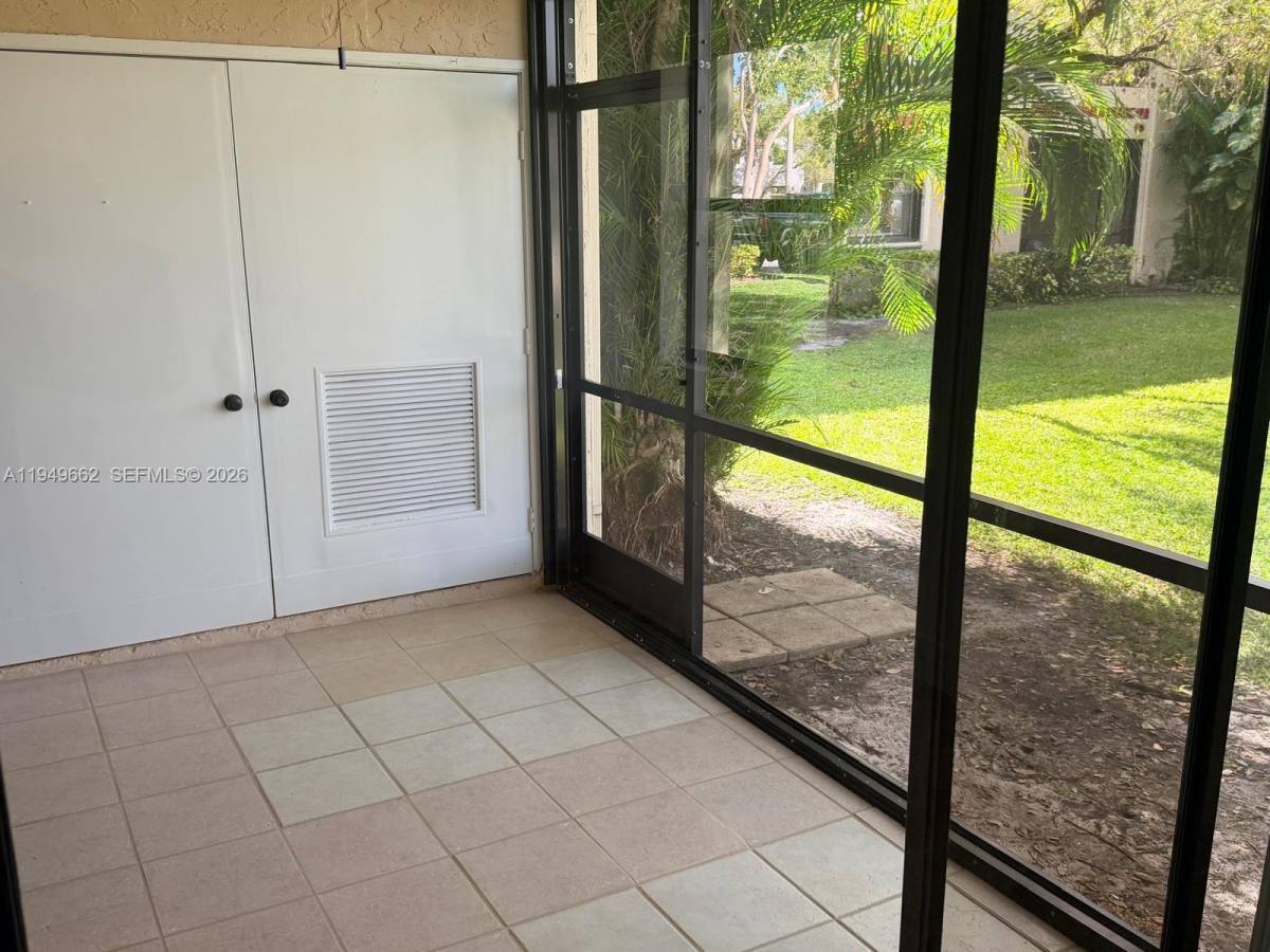 Apartment for rent at 11509 NW 10th St, Hollywood, FL 33026
