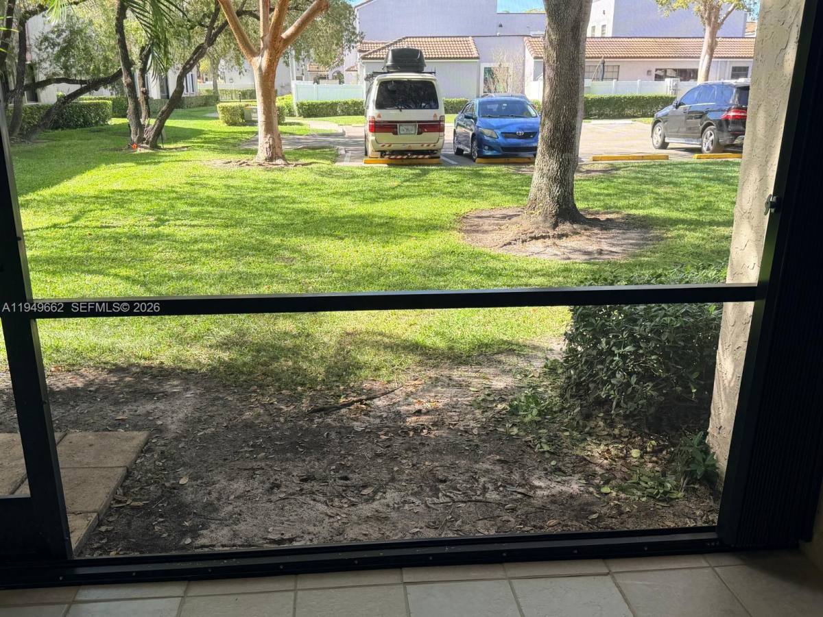 Apartment for rent at 11509 NW 10th St, Hollywood, FL 33026