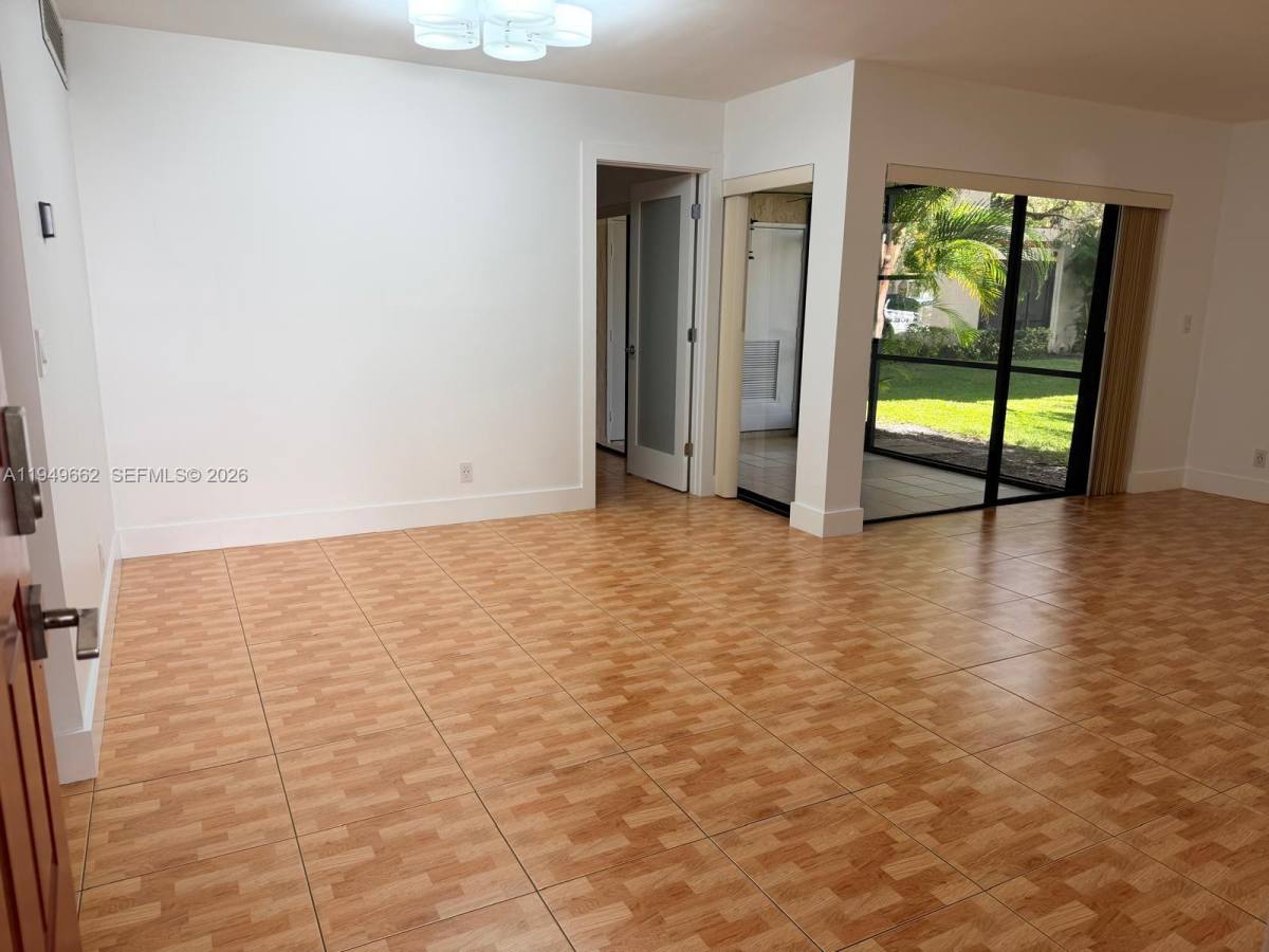 Apartment for rent at 11509 NW 10th St, Hollywood, FL 33026