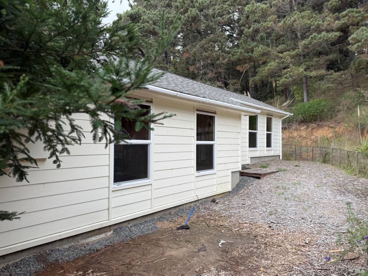 Apartment for rent at 39143 S Highway 1, Gualala, CA 95445