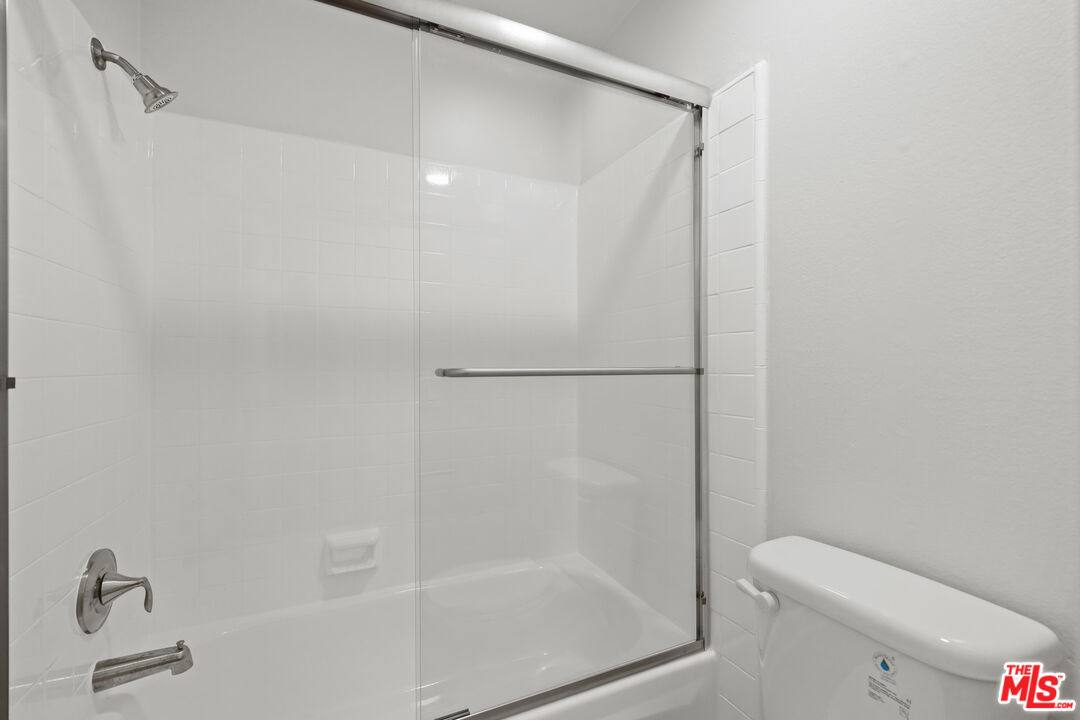 Apartment for rent at 1352 S Carmelina Ave #311, Los Angeles, CA 90025