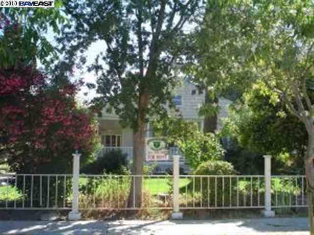Apartment for rent at 627 Rose Ave #627-4, Pleasanton, CA 94566