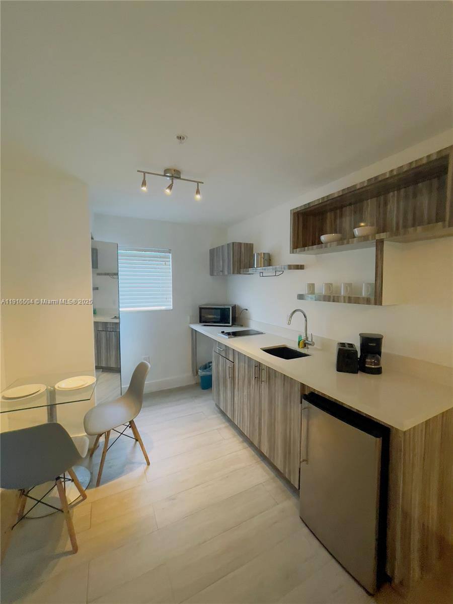 Apartment for rent at 8320 Harding Ave #606, Miami Beach, FL 33141