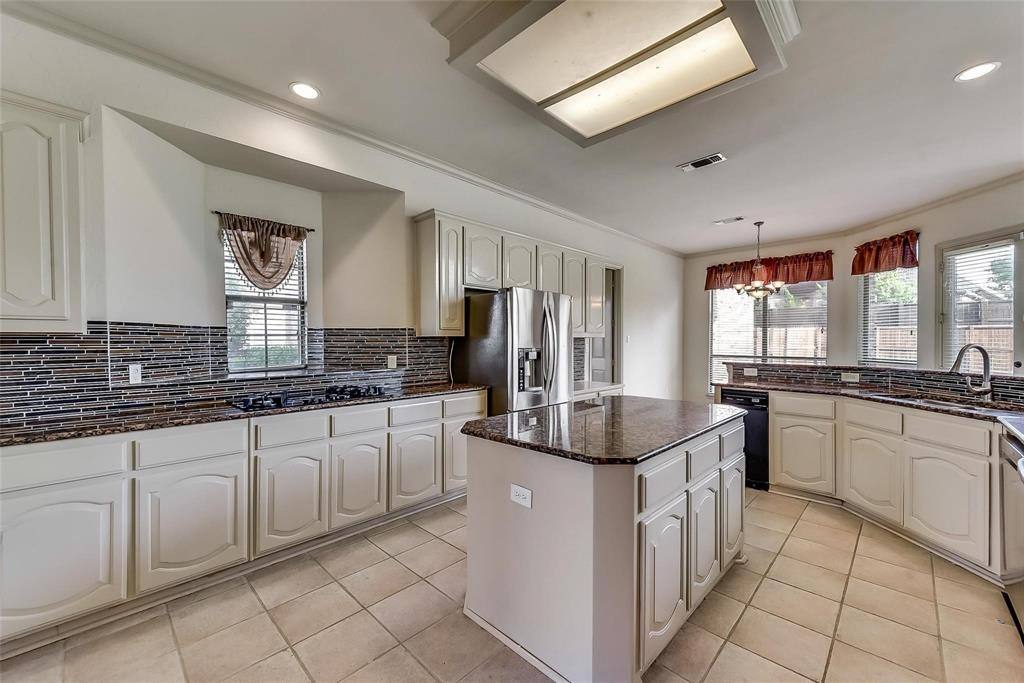 Apartment for rent at 4100 Kite Meadow Dr, Plano, TX 75074