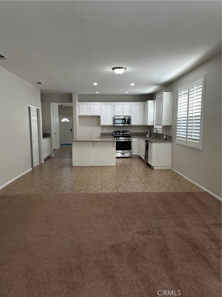 Apartment for rent at 15387 Avenida Fiesta, Moreno Valley, CA 92555