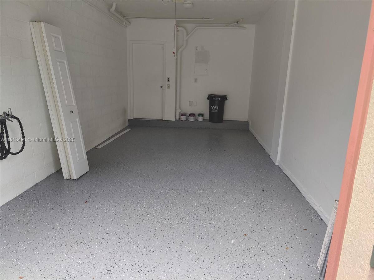 Condo for rent at 2474 Centergate Dr #204, Hollywood, FL 33025