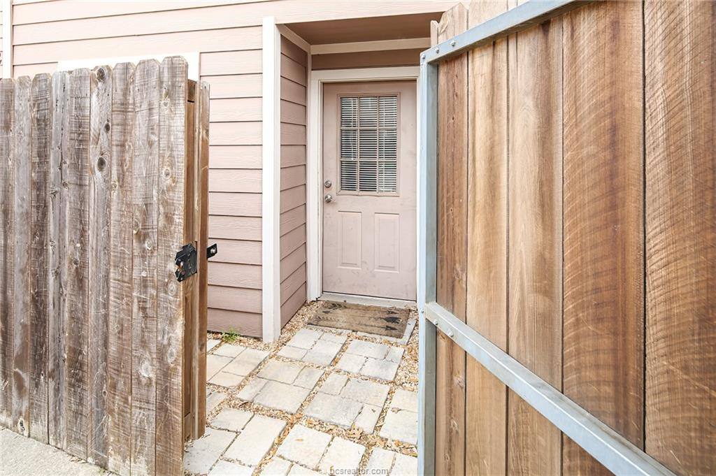 Condo for rent at 2807 Wildflower Dr #21, Bryan, TX 77802