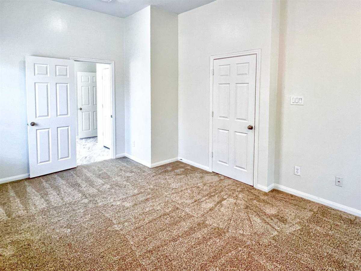 Apartment for rent at 18 Old Presidio Dr #18, Manvel, TX 77578