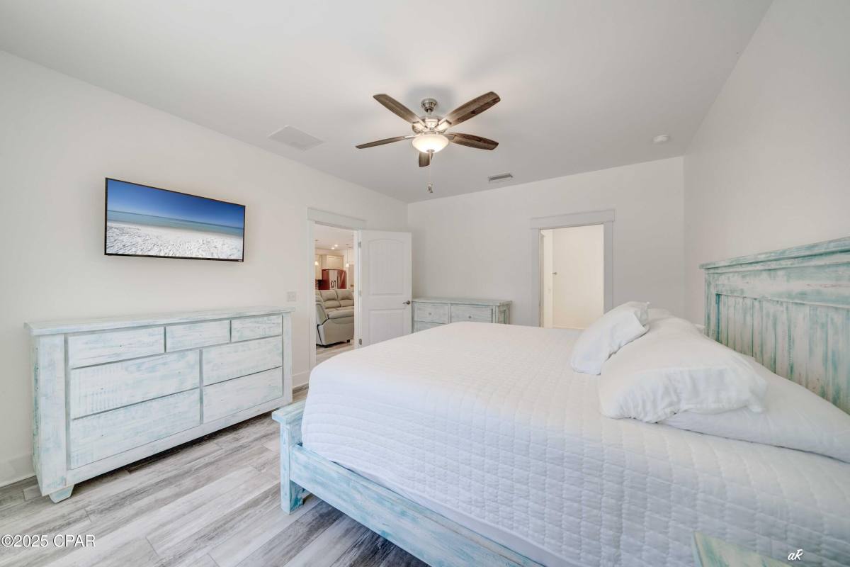 Apartment for rent at 6813 S Lagoon Dr, Panama City, FL 32408
