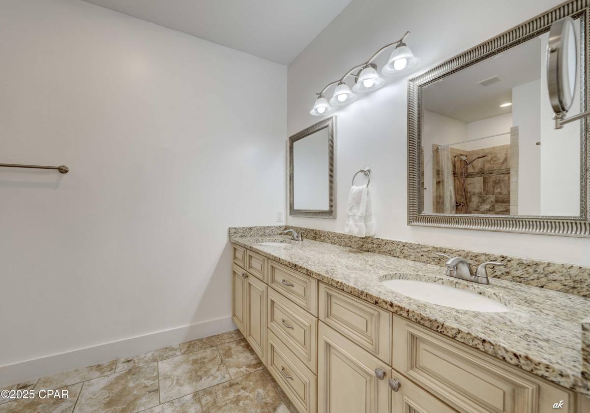 Apartment for rent at 6813 S Lagoon Dr, Panama City, FL 32408