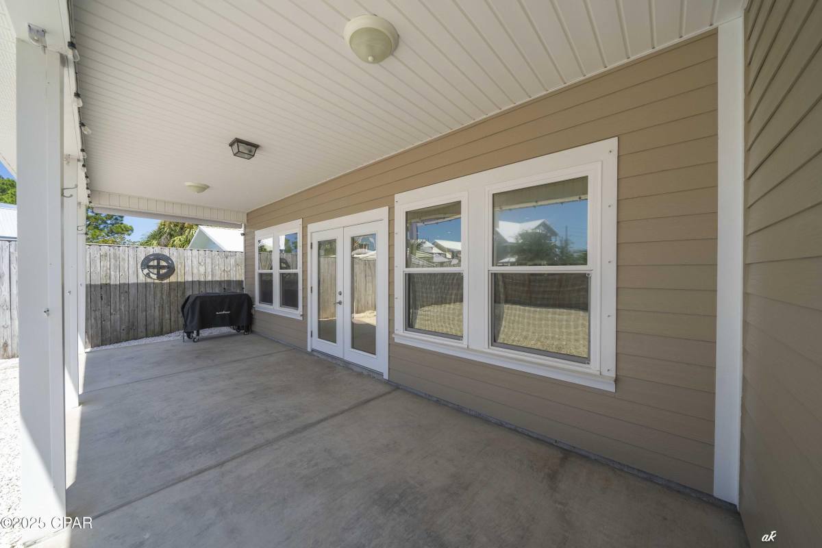 Apartment for rent at 6813 S Lagoon Dr, Panama City, FL 32408