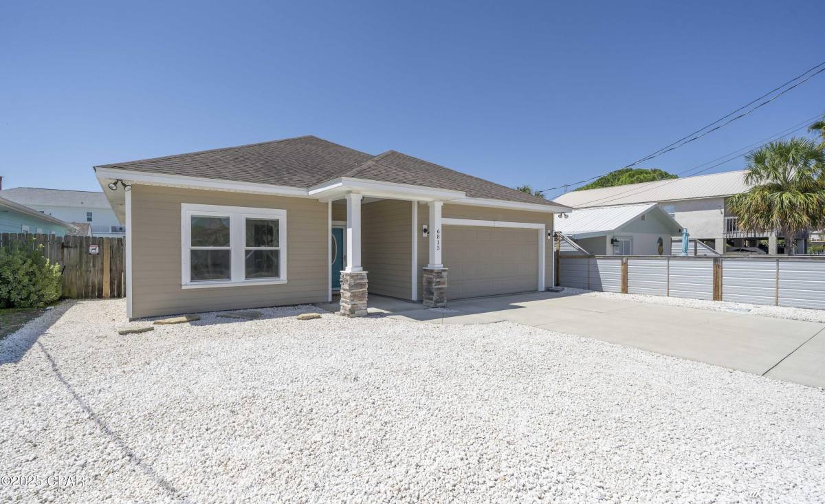 Apartment for rent at 6813 S Lagoon Dr, Panama City, FL 32408