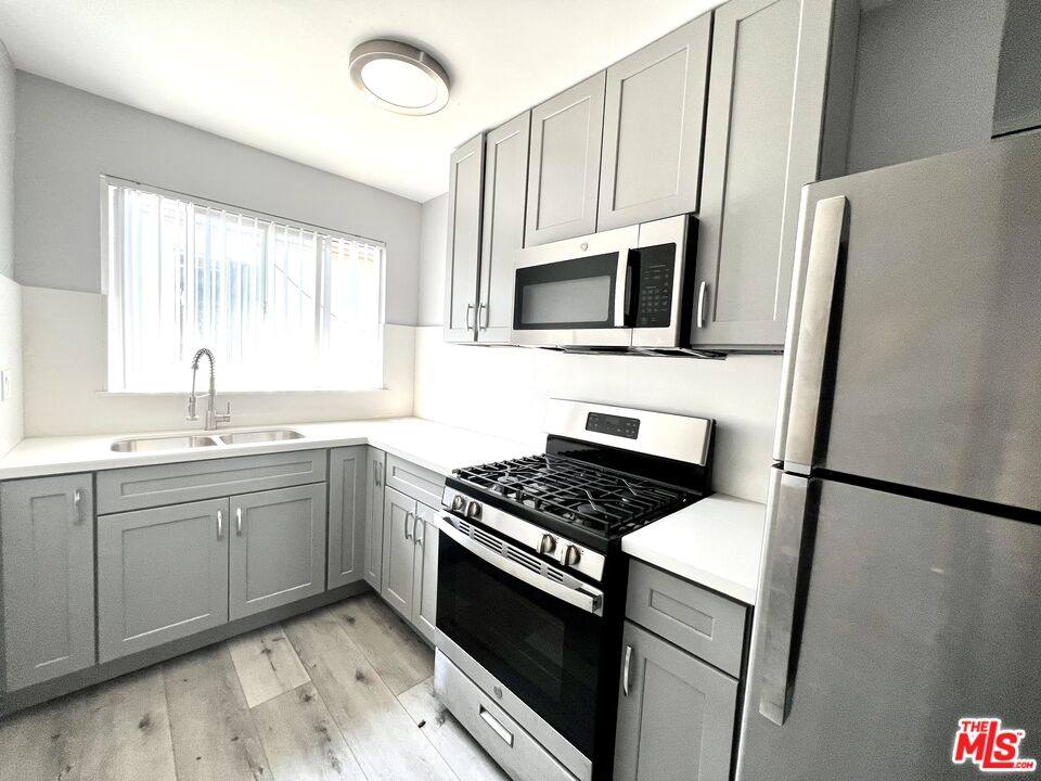 Apartment for rent at 4025 Palmyra Rd #1, Los Angeles, CA 90008