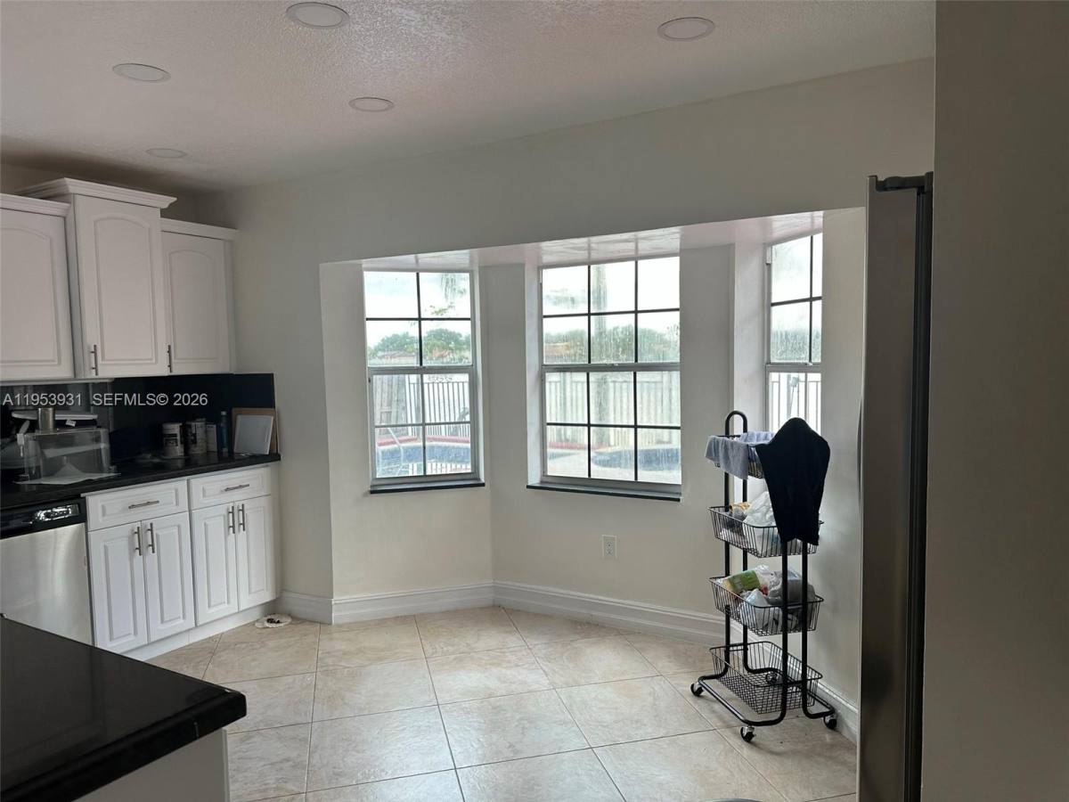 Apartment for rent at 20030 NW 83rd Court, Hialeah, FL 33015