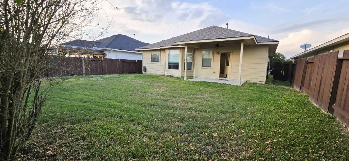 Apartment for rent at 21703 Sierra Long Dr, Richmond, TX 77407