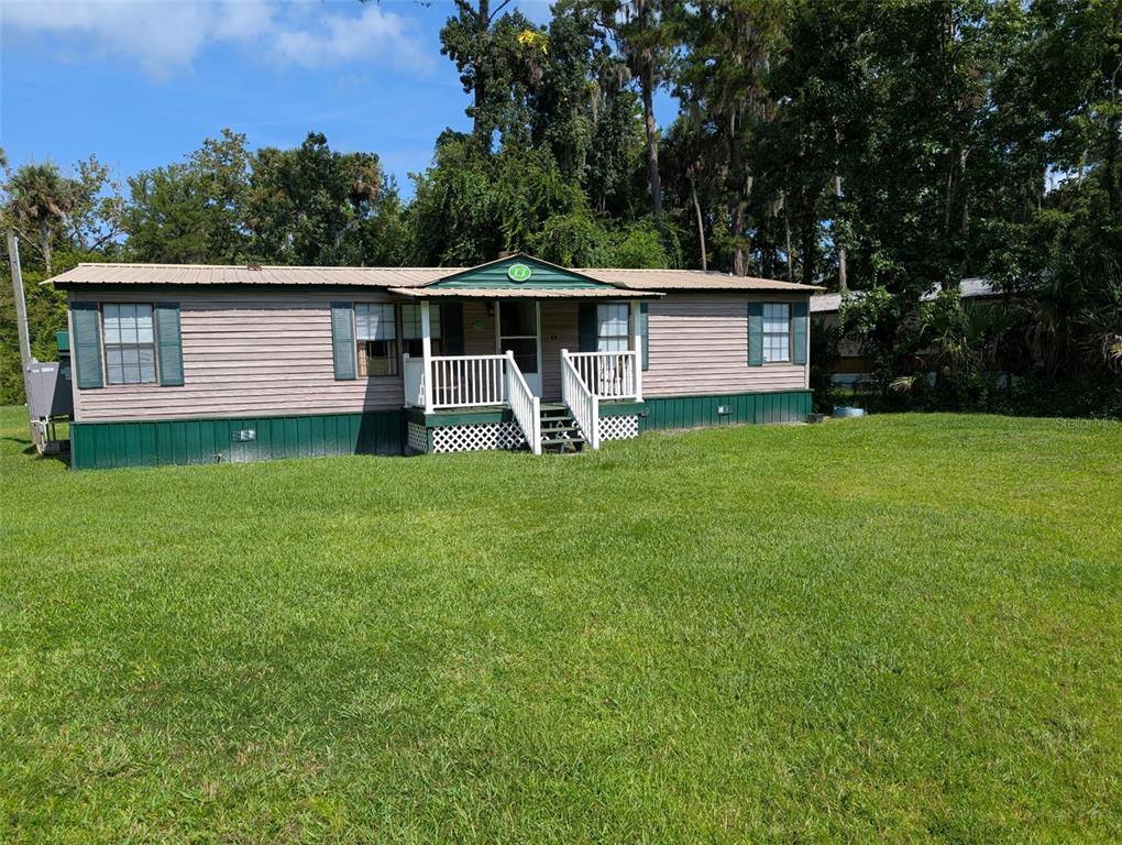 Apartment for rent at 56314 Blue Creek Rd, Astor, FL 32102