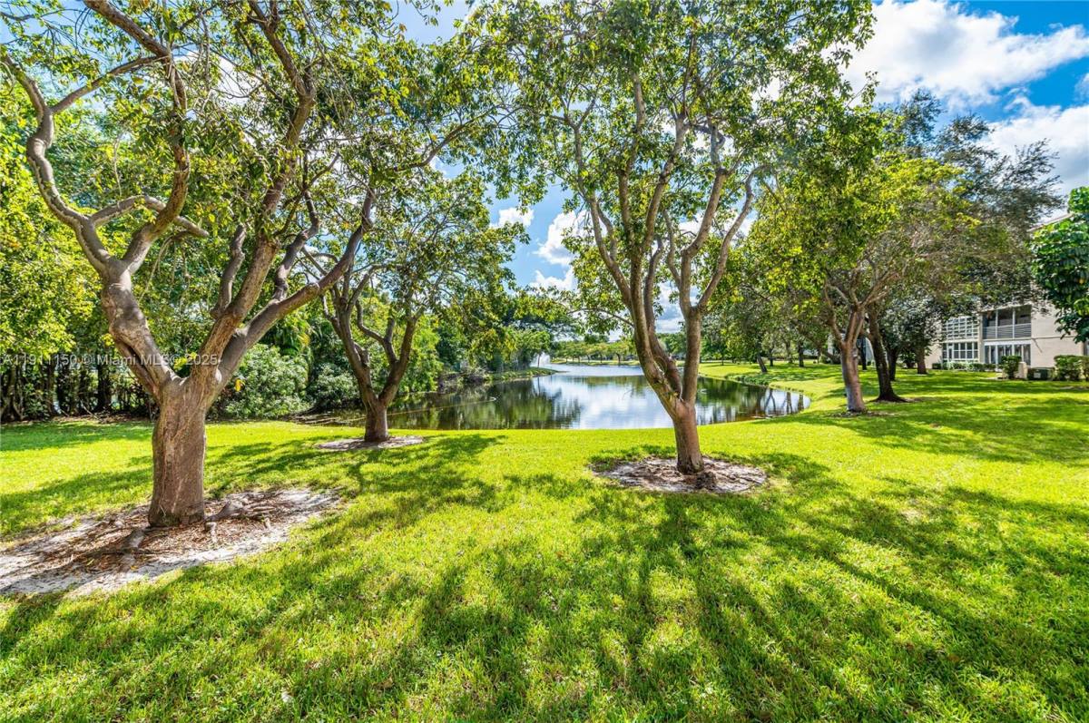 Apartment for rent at 2101 Lucaya Bend #2101C1, Pompano Beach, FL 33066