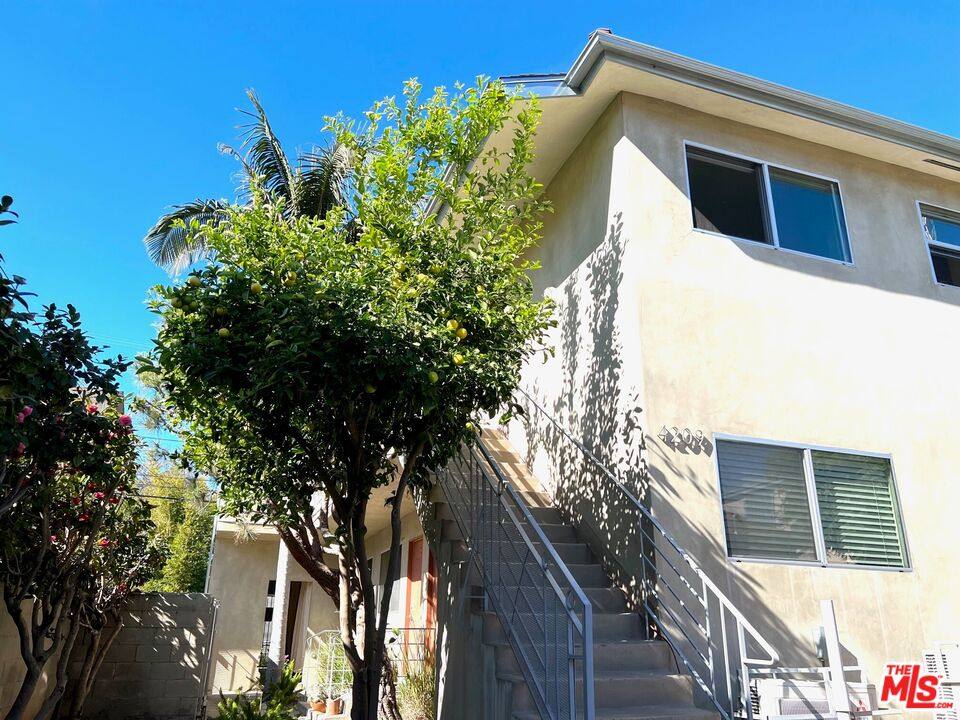 Condo for rent at 4209 McLaughlin Ave #4, Los Angeles, CA 90066
