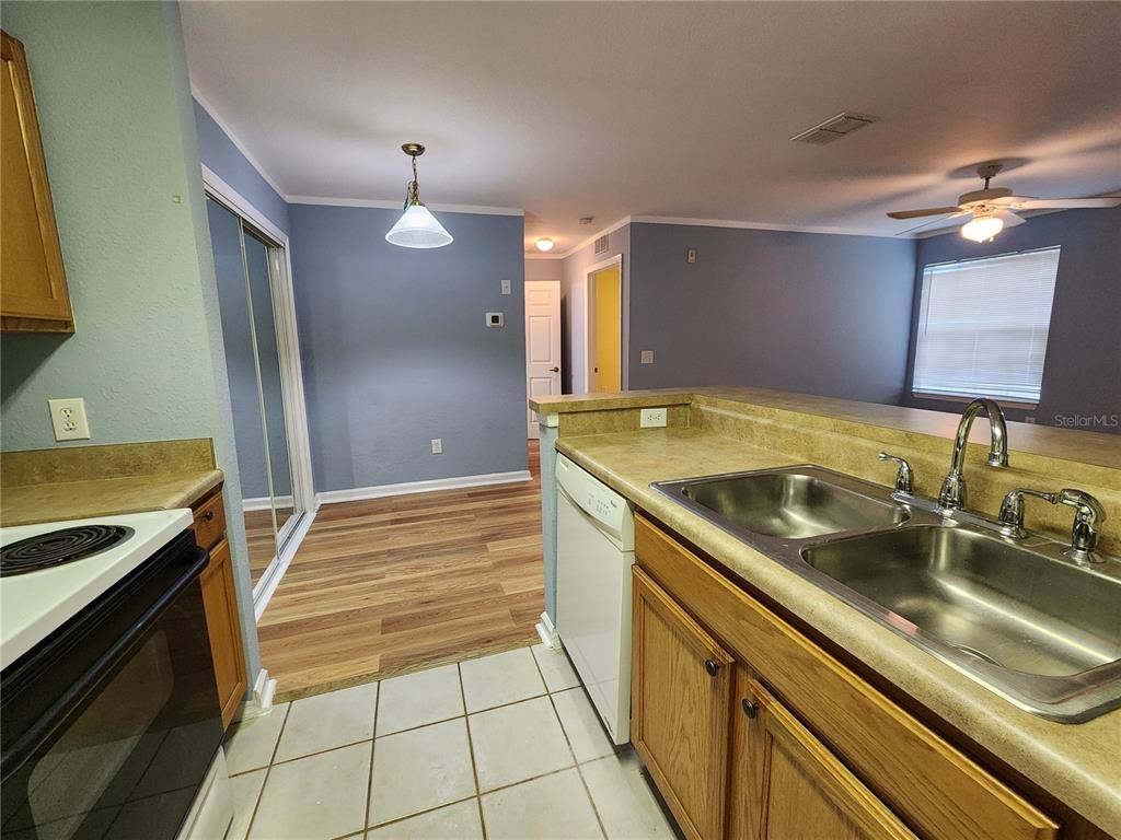 Condo for rent at 4850 51st St W #1103, Bradenton, FL 34210