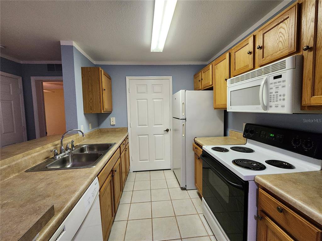 Condo for rent at 4850 51st St W #1103, Bradenton, FL 34210
