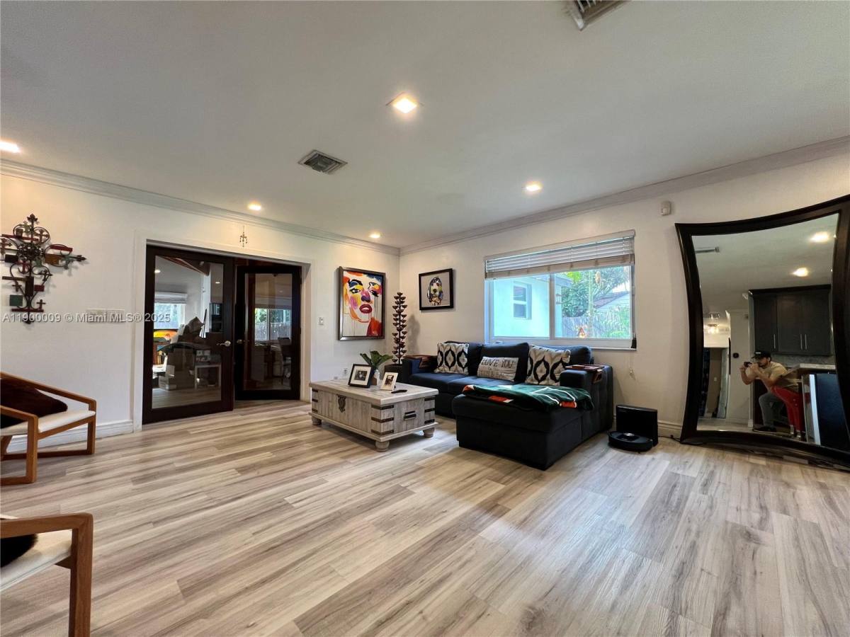 Apartment for rent at 10220 SW 160th St, Miami, FL 33157