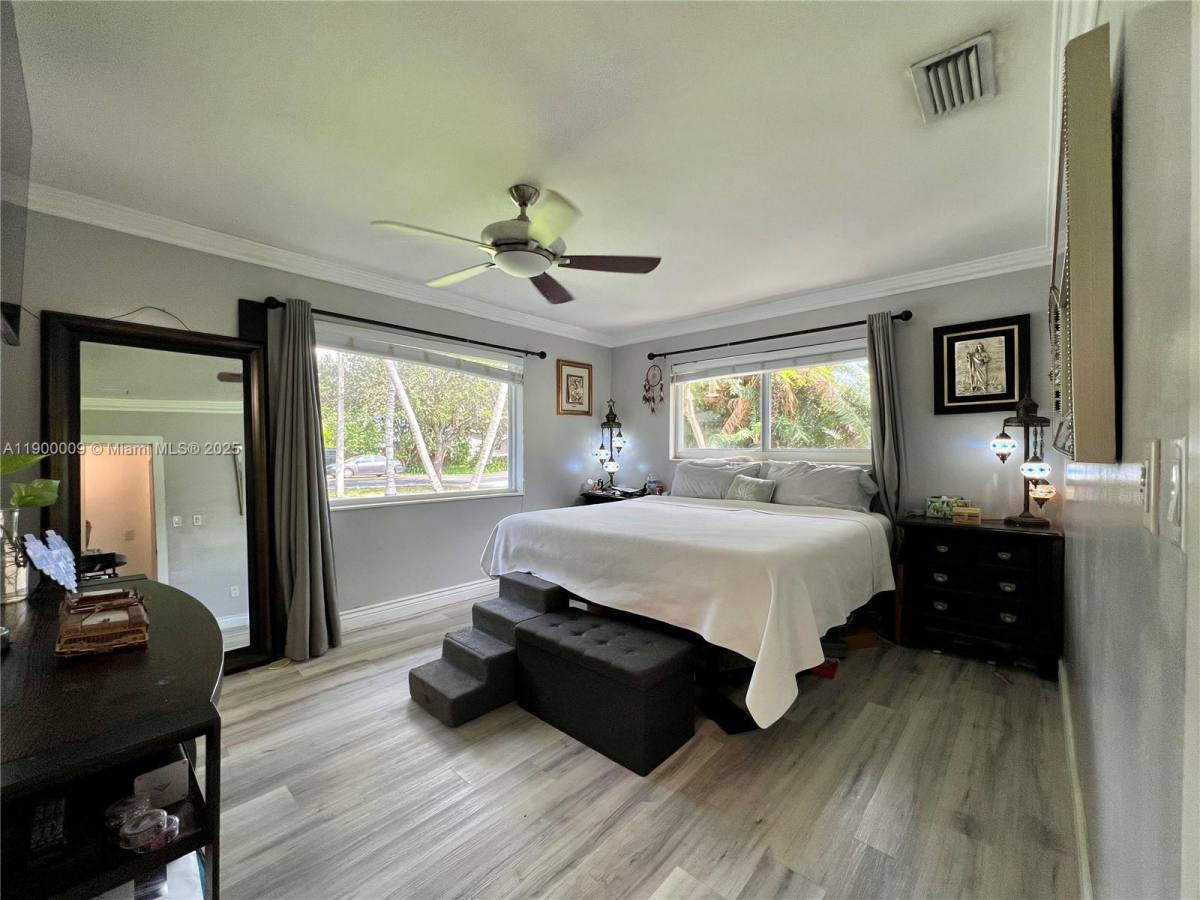 Apartment for rent at 10220 SW 160th St, Miami, FL 33157